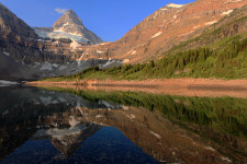 lake magog assiniboine